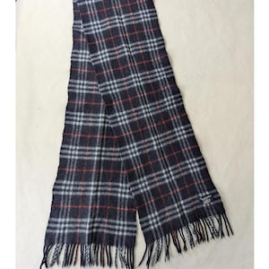 BURBERRY London Classic Nova Check Knit 100% Lambs Wool Fringe Black SCARF