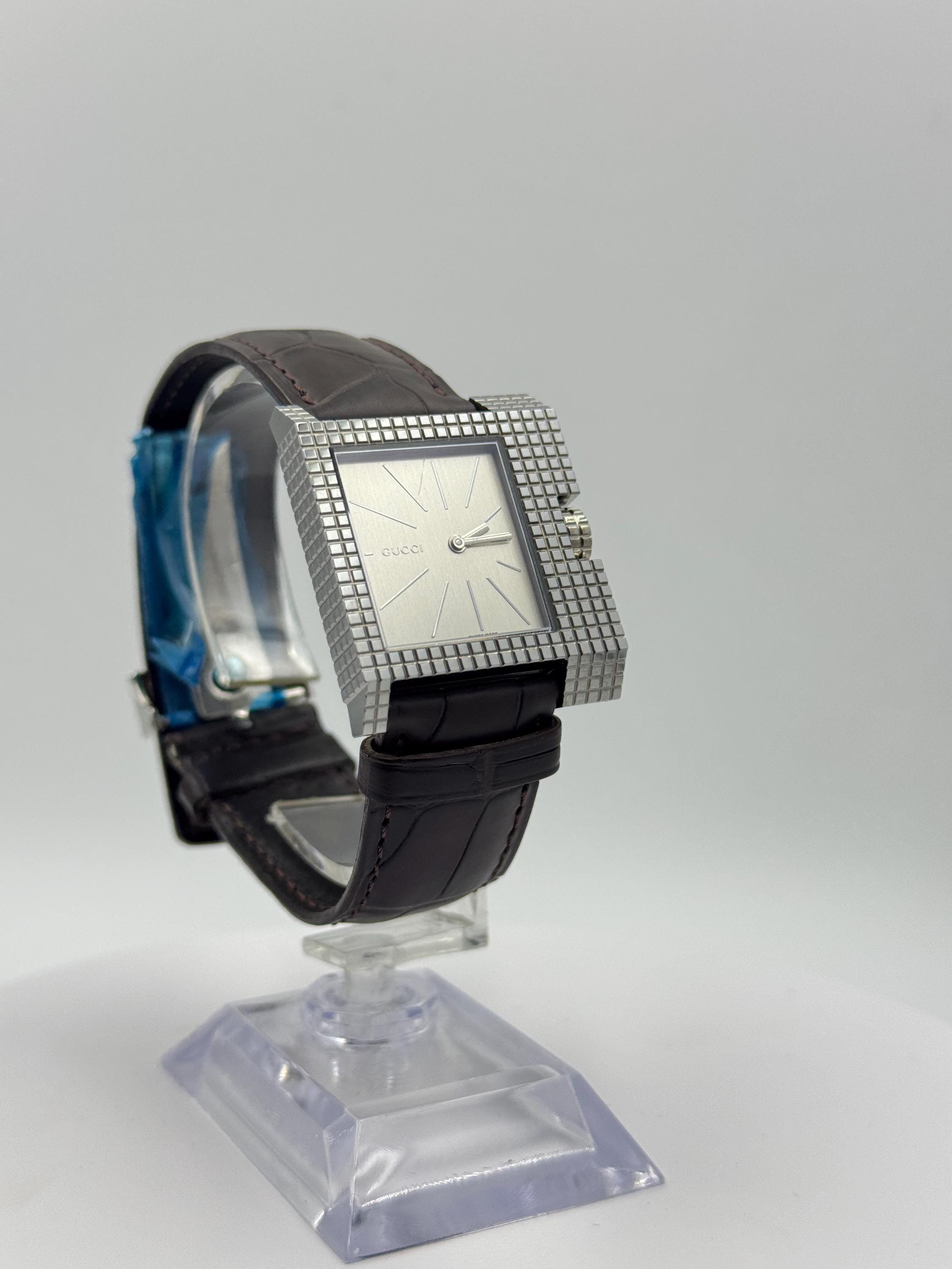 GUCCI HSBT SM WHT MO 腕時計 Amazon.co.jp: [グッチ] Watch グッチ25H GUCCI 25H ライト