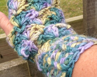 Fingerless Alpaca Gloves, 100% Alpaca Yarn, Wisteria Way