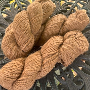 100% Alpaca Yarn, Worsted Weight, Natural Colors, 165 Yards, 3.5 Ounces, Simplemente, Cinnamon