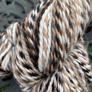 100% Alpaca Yarn, Worsted Weight, Natural Colors, 165 Yards, 3.5 Ounces, Espiral, "Cusco"