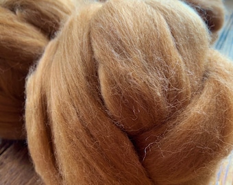 Baby Alpaca Roving, 100% Alpaca, Cinnamon, Roving for Spinning and Felting, 4 Ounces