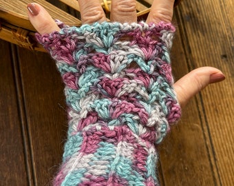 Fingerless Alpaca Gloves, 100% Alpaca Yarn, Seahorse Parade