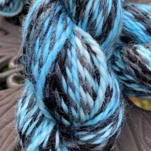 100% Alpaca Yarn, Worsted Weight, Hand Dyed, 165 Yards, 3.5 Ounces, Espiral, Blue Curacao