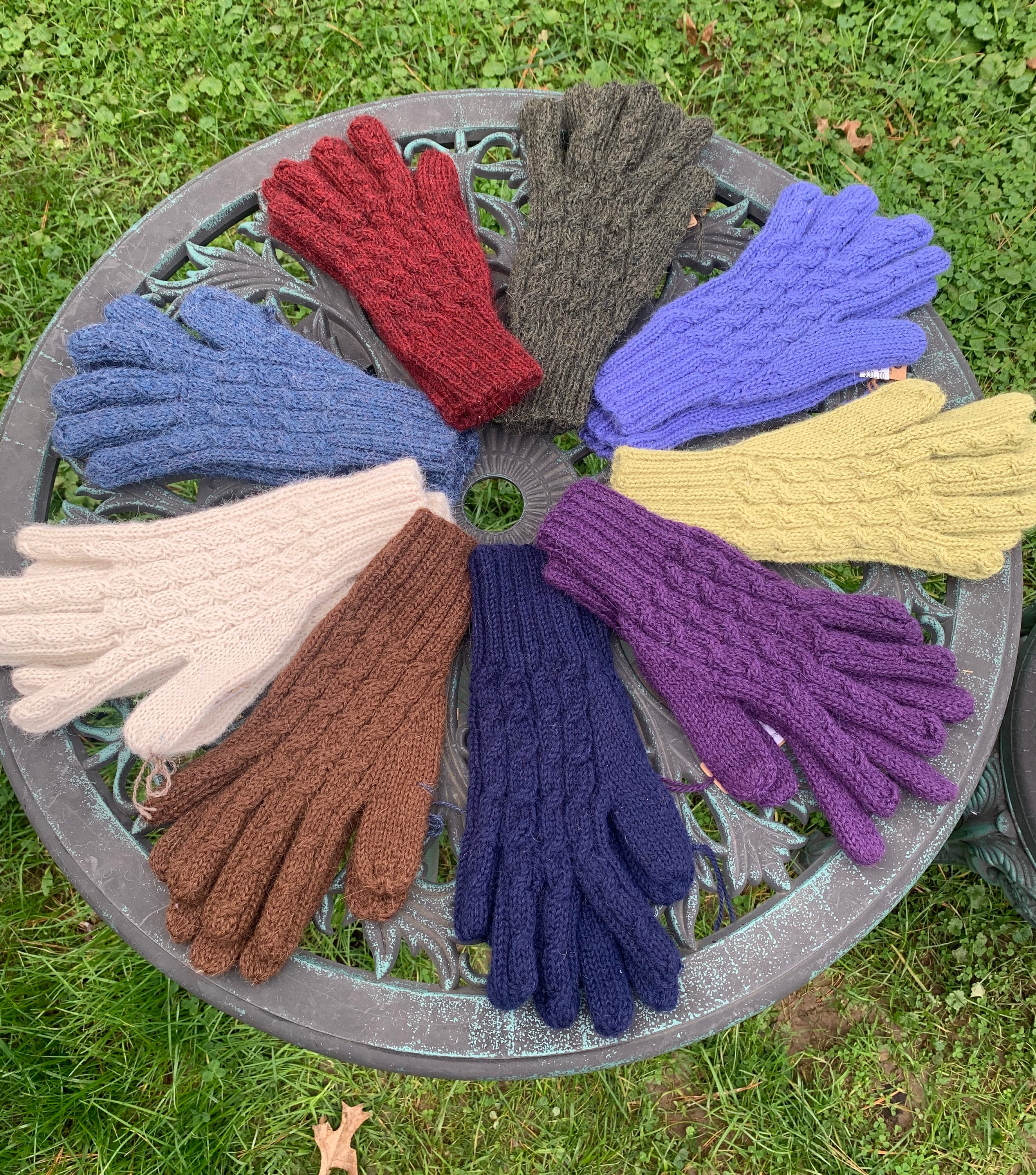 100% Natural Alpaca Gloves - Ultra Soft & Warm, Cozy Winter  display picture 1