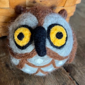 Needle Felted Owl, Felted Animal Sculpture, Owl Lover, Felt Owl