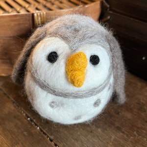 Needle Felted Owl, Felted Animal Sculpture, Owl Lover, Felt Owl