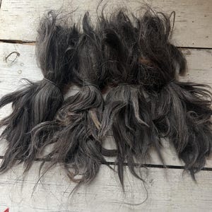 Suri Alpaca Locks, 5 Inches, Medium Silver Gray - Onyx