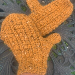 Alpaca Mittens, Alpaca Tweed Yarn, Finery