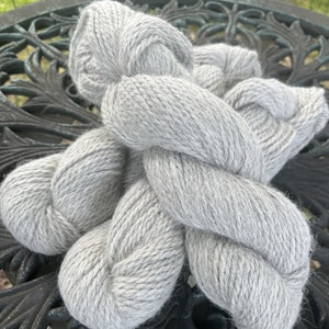 100% Alpaca Yarn, Worsted Weight, 165 Yards, 3.5 Ounces, Simplemente, Dove Gray