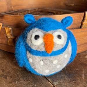 Needle Felted Owl, Felted Animal Sculpture, Owl Lover, Felt Owl