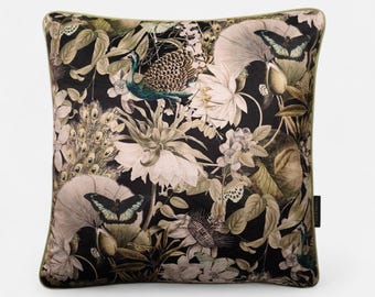 Nature-Inspired Velvet Pillowcase with Light Green Piping & Black Back