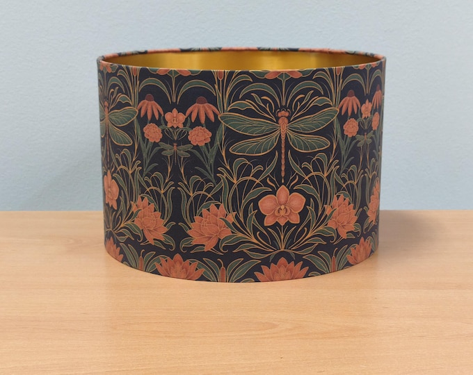 Elegant Dragonfly Lampshade for a Touch of Beauty in Your Home Decor