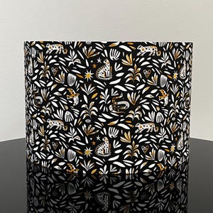 Luxury animal-inspired black lampshade by LAMPARiOMA - Available for table lamp or as a pendant