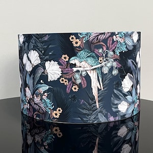 Paralume tropicale con pappagallo e fiore - Decorazione blu navy