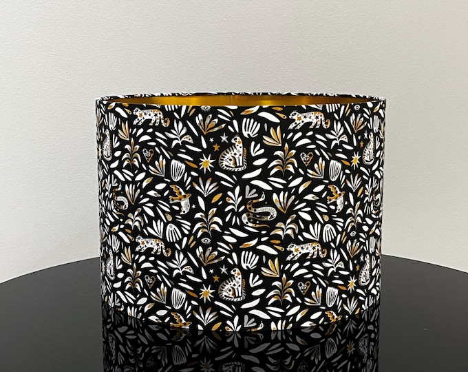 Luxury animal-inspired black lampshade by LAMPARiOMA - Available for table lamp or as a pendant