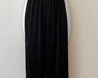 One shoulder split leg black romper