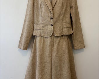 Carousel Sportswear 2 piece jacket gaucho pant set beige tan