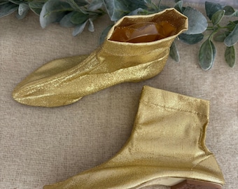 Bertlyn slip on gold boots women 7 7.5