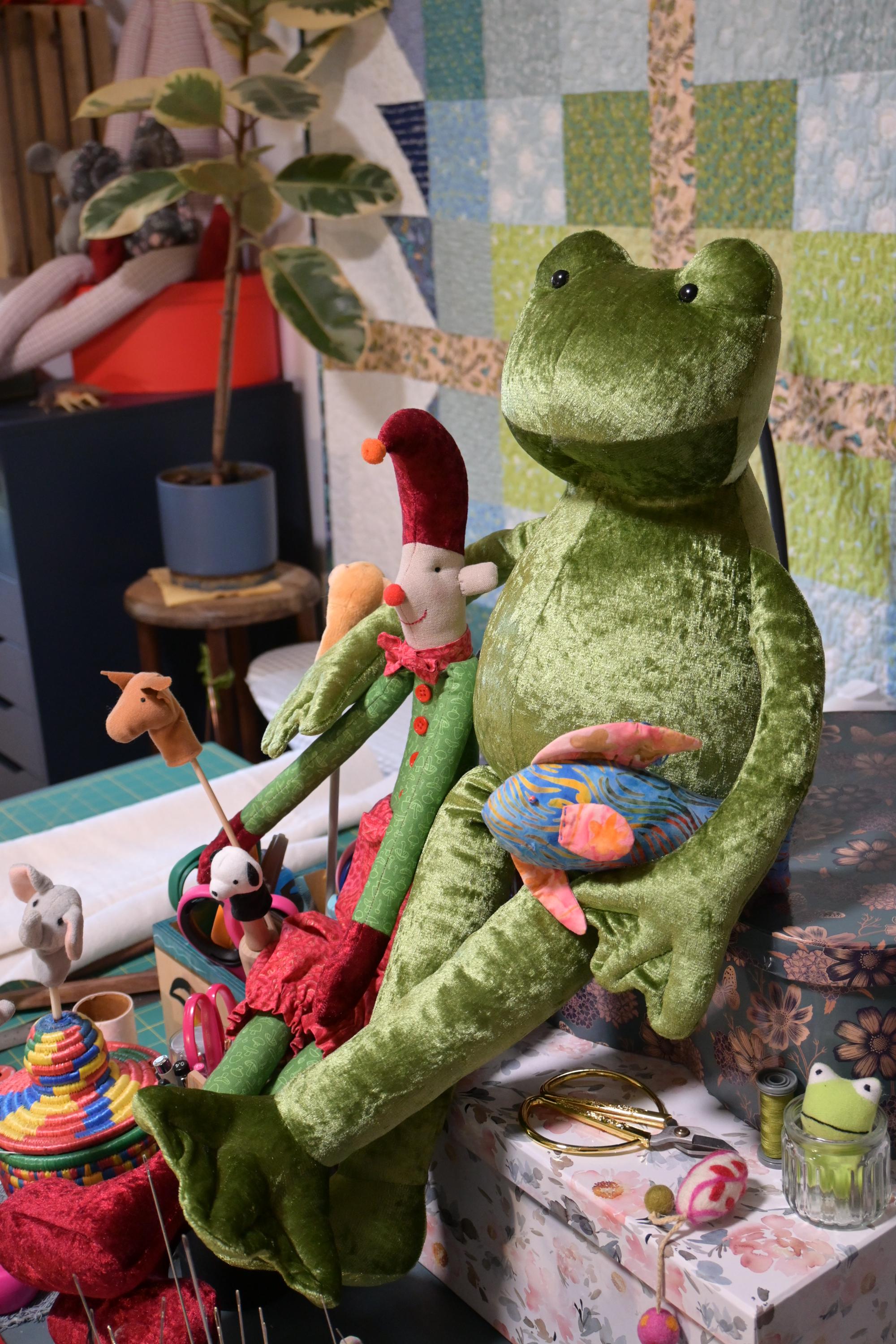 Frog Plushie Sewing Pattern - PDF Templates & Tutorial for Froggy ...