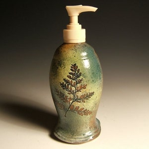 soap dispenser lotion pump with ferns image 1