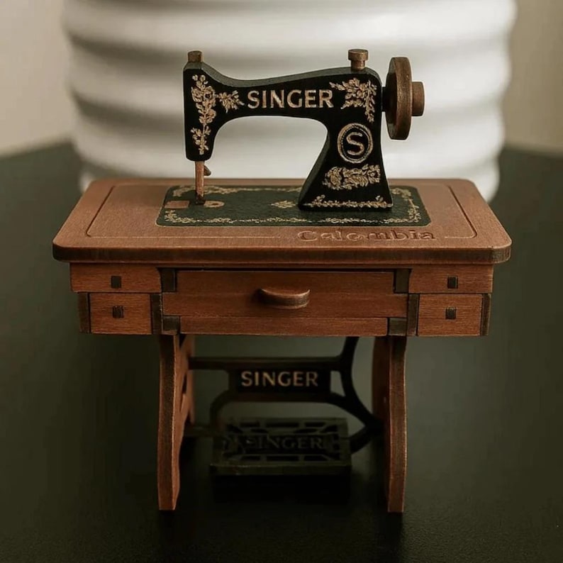 Mini Wooden Singer Sewing Machine – Handmade Vintage Decor – Artisan Colombian Collectible Gift