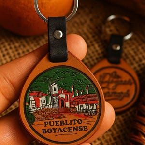 Portachiavi in pelle fatto a mano con i siti iconici di Boyacá, Colombia - Portachiavi souvenir - Regalo colombiano