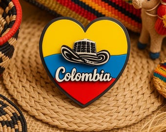 Imán para refrigerador con forma de corazón colombiano, recuerdo hecho a mano / Colores de la bandera / Bogotá, sombrero y guacamayo