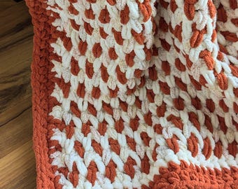 Braided Half Double Crochet Baby Blanket | DIGITAL PDF DOWNLOAD | blanket yarn, super bulky yarn, fast, last-minute gift, one-row repeat
