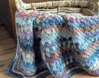 Tumbled Glass Crochet Baby Blanket Pattern | DIGITAL PDF DOWNLOAD | granny spike stitch, one-row repeat, variegated yarn, gender neutral