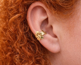 Flower Ear Cuff – 18K Gold Plated Stainless Steel No Piercing Earring, Dainty Floral Gift for Her
