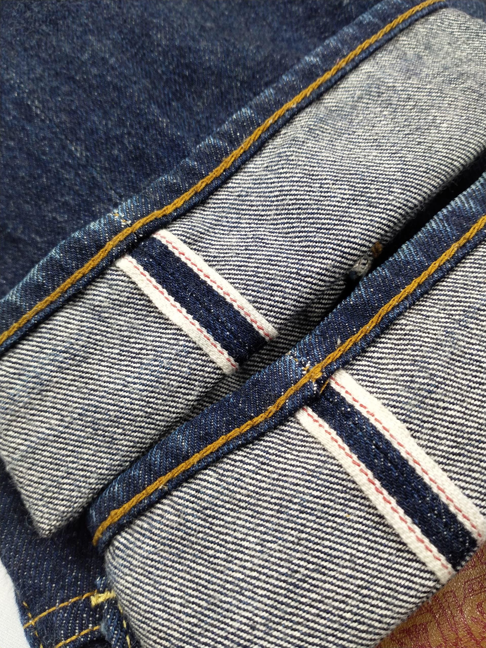 Vintage Levi's 501 ZXX Jeans | Made in Japan, Dark Wash, Size 32