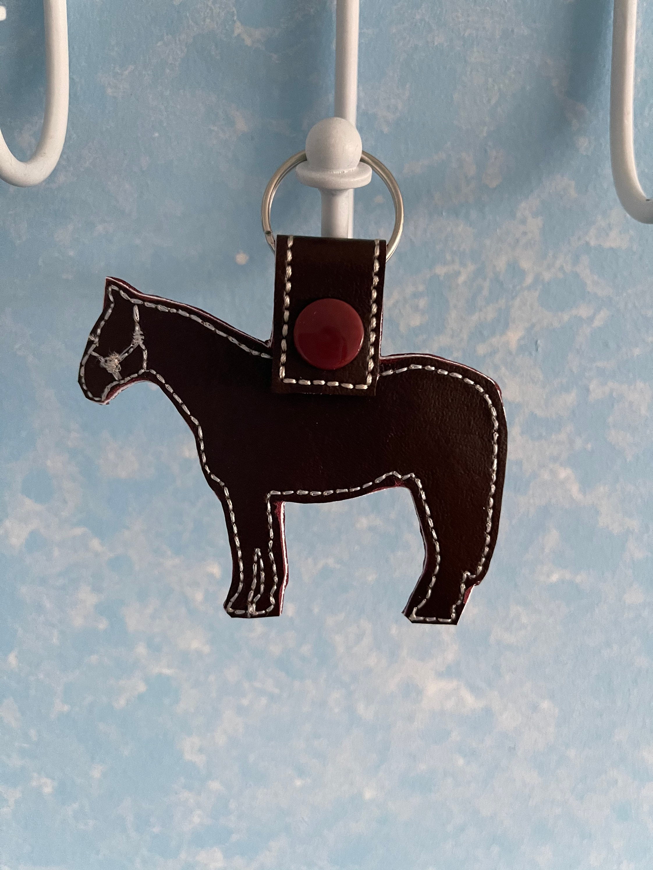 ❤️Buy 2 FREE SHIPPING❤️Horse-PU leather Pet Key Chain-Blanket Tag-Luggage Tag-Personalized-Tack