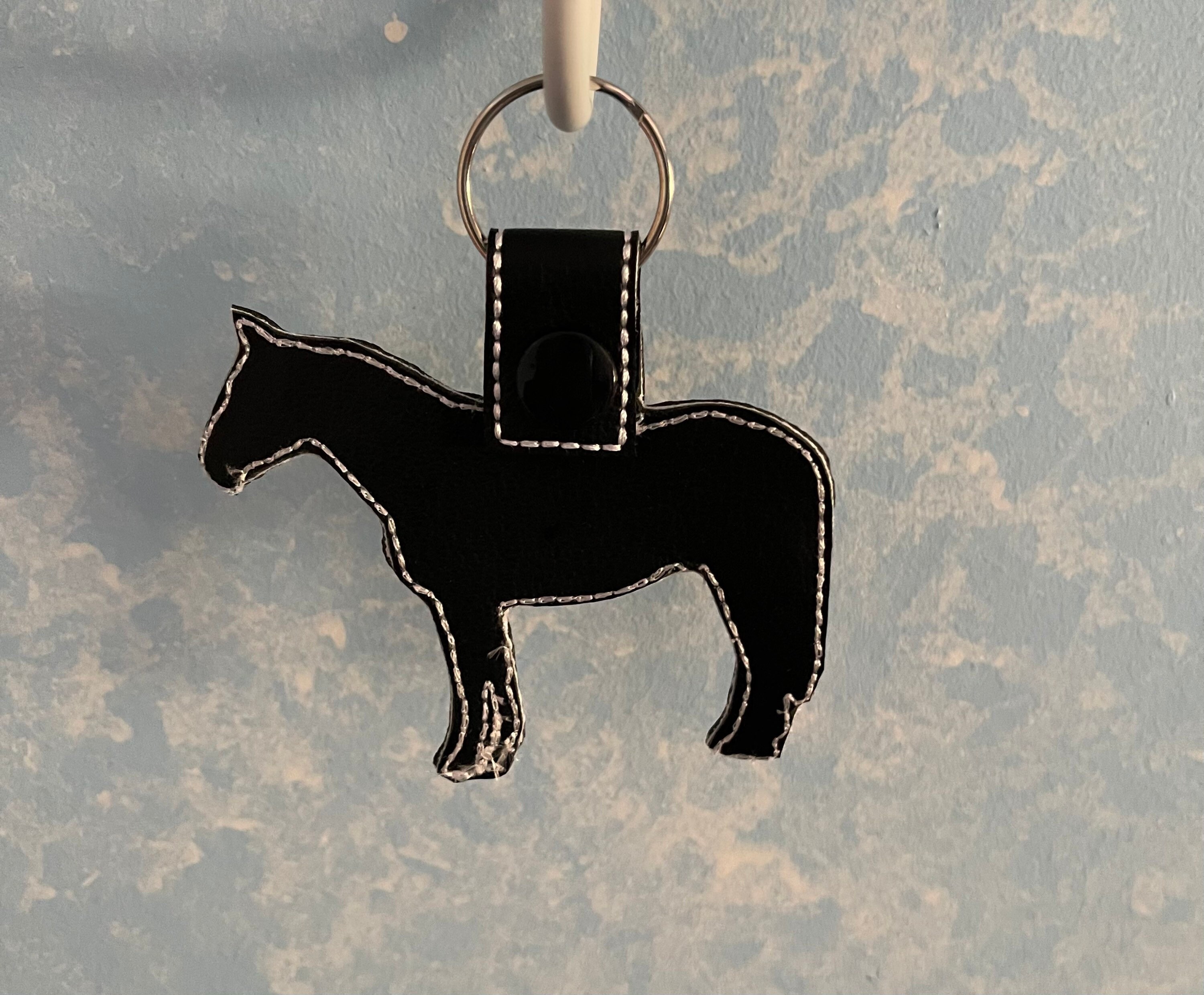 ❤️Buy 2 FREE SHIPPING❤️Horse-PU leather Pet Key Chain-Blanket Tag-Luggage Tag-Personalized-Tack