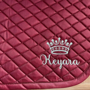 English All Purpose Saddle Pad-Horse-Name-Crown-Personalized-SetYourselfFree font