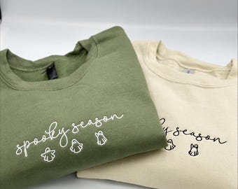 Geborduurd schattig griezelig seizoenssweatshirt, Halloween-sweatshirt, schattige herfsttrui, cadeau voor Halloween, griezelig seizoenshirt