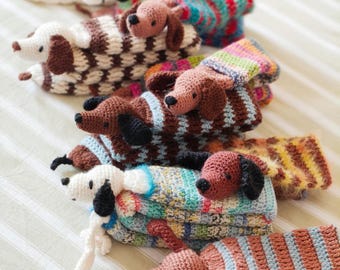 Handmade Crochet Dachshund Scarf – Cute Wiener Dog Scarf for Adults & Kids | Soft Striped Wiener Dog Neck Warmer | Cute Winter Accessory |