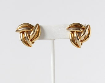 Vintage Gold Tone Pinwheel Clip On Earrings