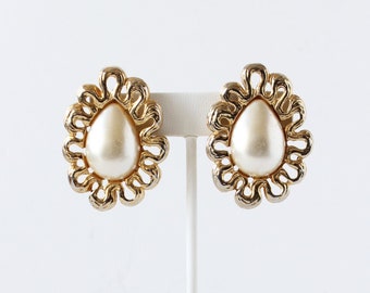 Vintage Oversize Faux Pearl Deadstock Anne Klein Earrings