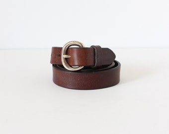 Vintage Y2K Gap Brown Leather Belt with Silver Tone Buckle