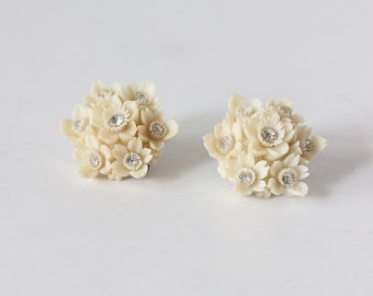Vintage White Plastic Rhinestone Flower Earrings