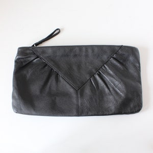 Vintage Minimalist Black Leather Zippered Clutch Bag image 1