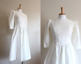 Vintage Puff Sleeve Ivory Damask Lanz Dress