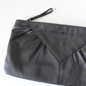 Vintage Minimalist Black Leather Zippered Clutch Bag image 2