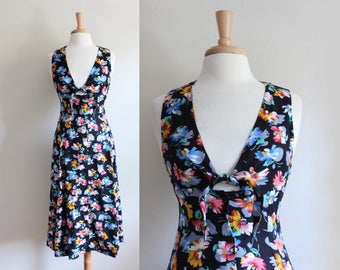 Vintage Plunging Neckline Black Floral Midi Dress