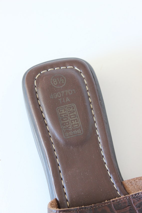 Vintage 1990s Brown Croc Embossed Leather Slide S… - image 6