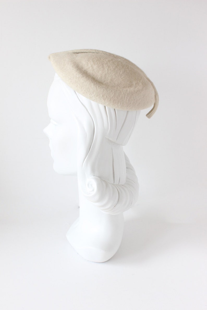 Vintage 1960s Off White Wool Felt Hat