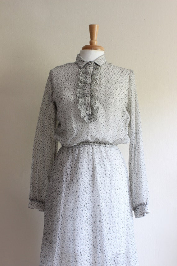 Vintage 1970s Sheer Gray Floral Print Midi Dress - image 3