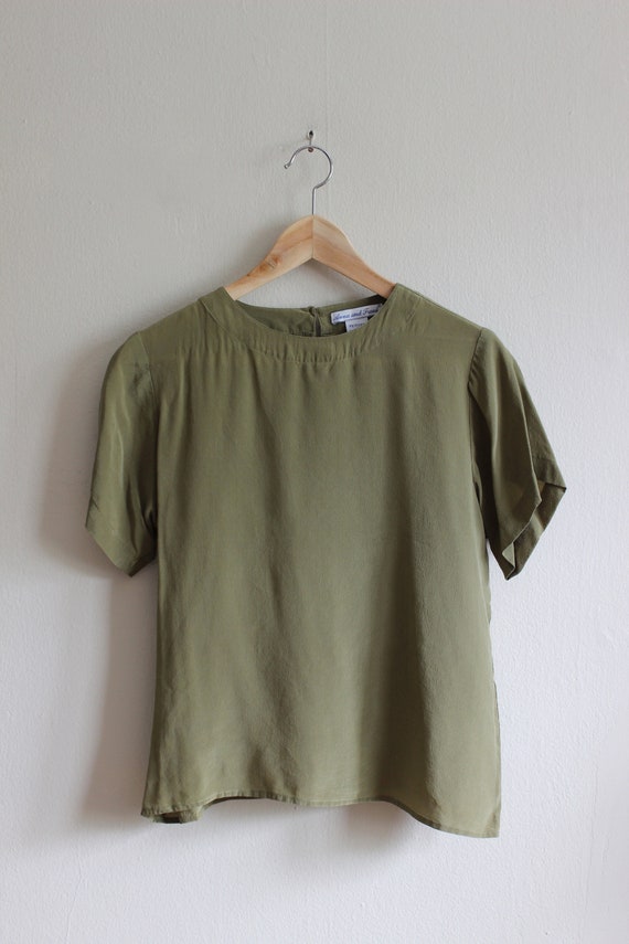 Vintage Olive Green Silk T-Shirt Top - image 8