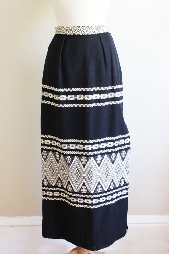 Vintage Lanza Mex Black & White Woven Chevron Max… - image 2